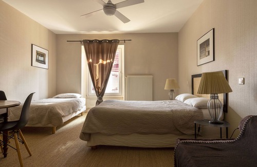 Port-Lesney Hotel | Hôtel L'Edgar