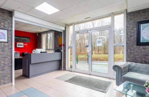 Orry-la-Ville Hotel | Hôtel La Nonette ASTERIX, CDG AIRPORT & PARIS CENTRE