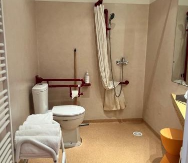 Cauterets Hotel | Hôtel Le Bois Joli