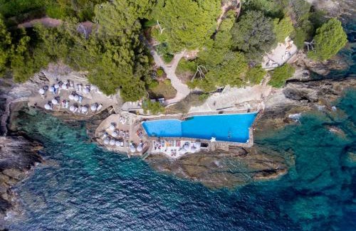 Giens Hotel | Hôtel Le Provençal - Rénové en 2025 - Bord de Mer