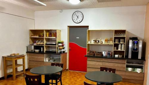 Lavilledieu Hotel | Hôtel Les Persèdes