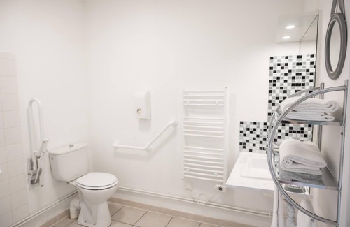 Cugnaux Hotel | Hôtel & Séminaire Le Patio Occitan - Toulouse Ouest - La Ramée