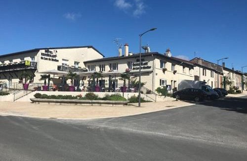 Heudicourt-Sous-les-Cotes Hotel | Hôtel SPA du Lac de Madine - Maison DRAPIER