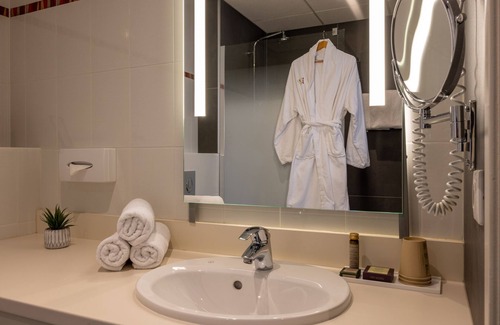 Saint-Hippolyte Hotel | Hôtel Val-Vignes