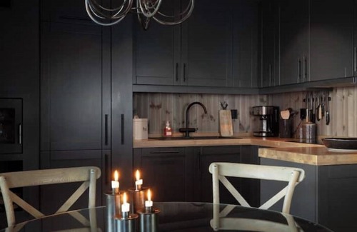 Nes Cabin | Høgebu - Modern apartment, ski inn/ski ut 30 m