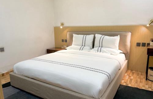 Gombe Hotel | H&H Hôtel