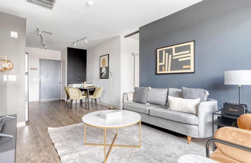 Near Northeast Apartment | H St 2BR w Gym WD nr Union Station WDC-493