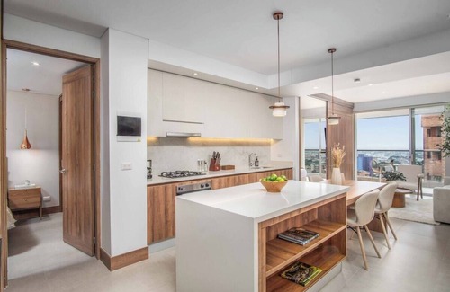 Granada Apartment | H808 | Premium Penthouse | Pool | Gym | Security