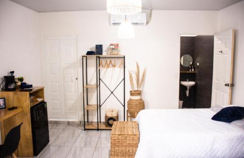 Nahuizalco House | Habitación Agua - Villa Valle Campo