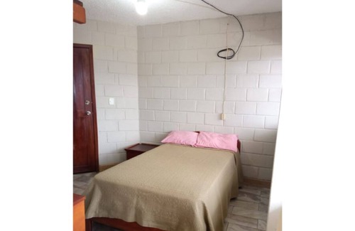 Ramonurcu House | Habitación Comoda Cerca al Terminal Terrestre de Puyo Room With Breakfast