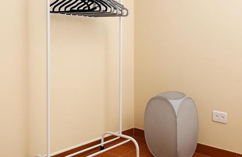 Victor Larco Herrera Bed & Breakfast | Habitación frente a centro comercial