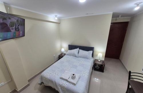 El Tambo House | Habitación privada con vista a la calle cerca a la plaza Constitución