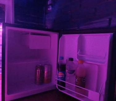 Salto House | Habitaciones amplias con baño y garage privado Motel Coloso