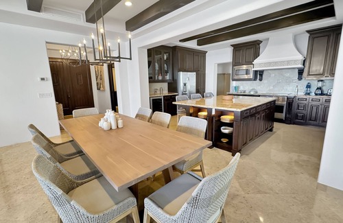 El Medano Ejidal Condo | Hacienda Beach Club 5th floor with amazing views with Peloton Bike.