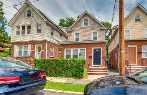 Hackensack Apartment | Hackensack Escape with Yard - 17 Mi to Times Square!