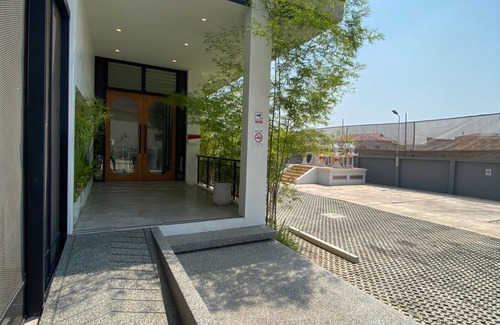 Samut Songkhram Apartment | Hakka Wellness Residence