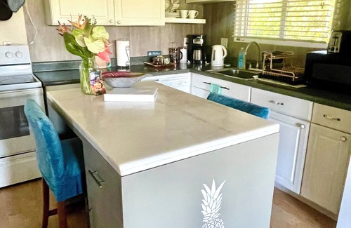 Naalehu Apartment | Halawai Haven, a Stylish Peaceful Retreat by Green Sands Beach