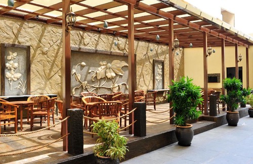 Kampung Jawa Hotel | Hallmark Express Hotel