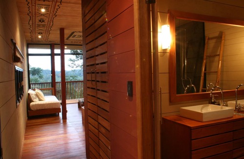 Puerto Napo Hotel | Hamadryade Lodge