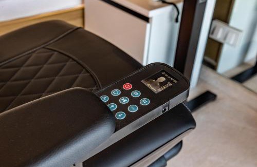 Praga Poludnie Apartment | Hamba CLOUDS- self check-in, parking, 24h , VAT