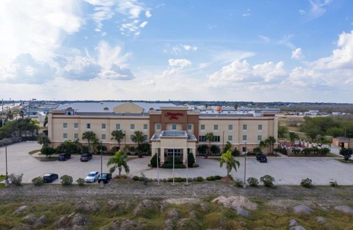 Alice Hotel | Hampton Inn Alice