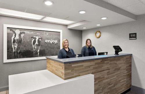 Bridgeport Hotel | Hampton Inn Bridgeport/Clarksburg