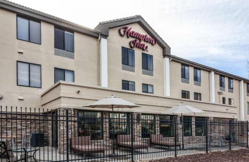 Southeast Colorado Springs Hotel | Hampton Inn Colorado Springs-Airport