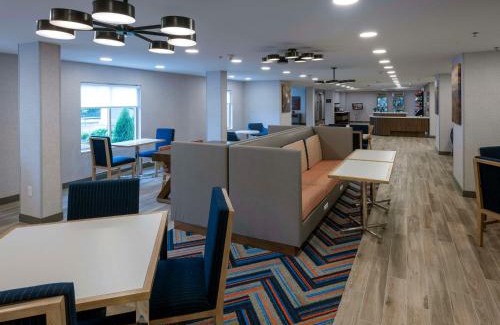 Norton Hotel | Hampton Inn Norton, Va