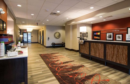 Orange City Hotel | Hampton Inn Orange City