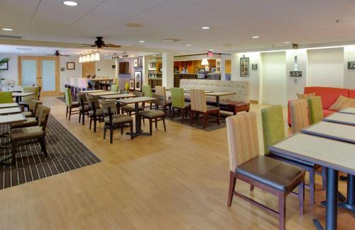 Moon Township Hotel | Hampton Inn Pittsburgh/Airport