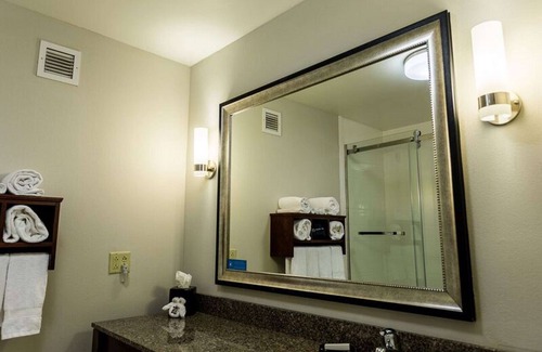 Somerset Hotel | Hampton Inn Somerset