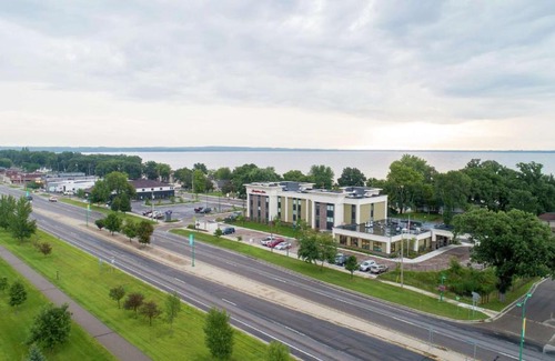 Spicer Hotel | Hampton Inn Spicer Green Lake, MN