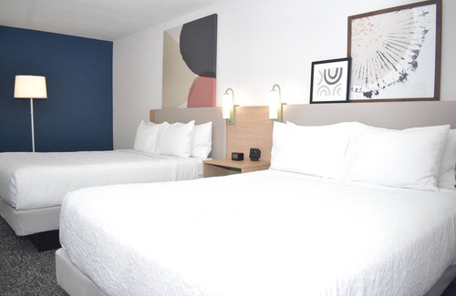 Valley Park Hotel | Hampton Inn St. Louis Southwest