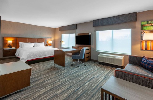 Bloomfield Hills Hotel | Hampton Inn & Suites Bloomfield Hills Detroit