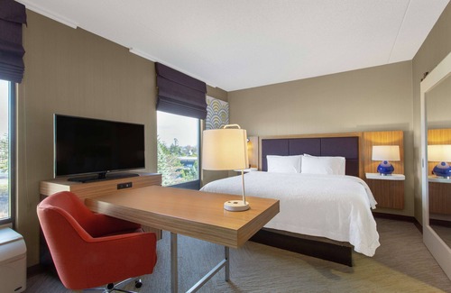 Latham Hotel | Hampton Inn & Suites Albany Airport
