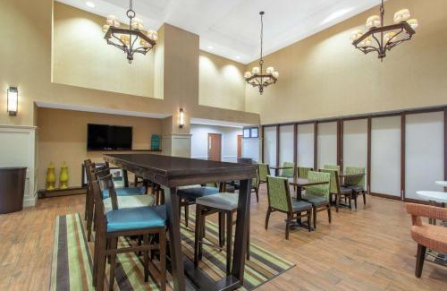 Latham Hotel | Hampton Inn & Suites Albany-Airport
