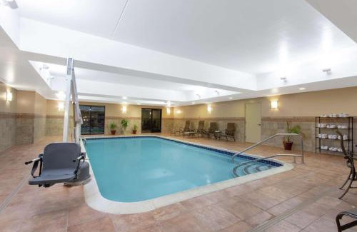 Latham Hotel | Hampton Inn & Suites Albany-Airport
