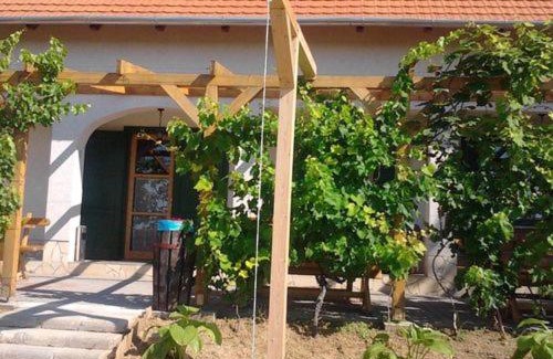 Siklos Bed & Breakfast | HAnd Birtok