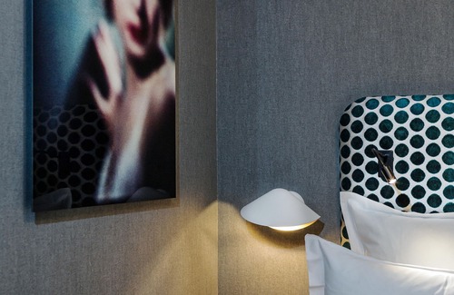 Les Halles Hotel | Handsome Hotel