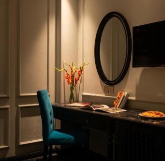 French Quarter Hotel | Hanoi Emerald Waters Hotel Valley