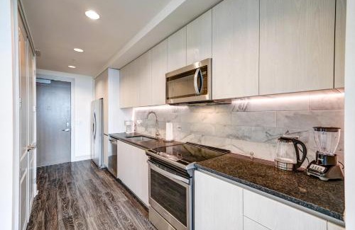 Uptown Apartment | Hanover BLVD Place