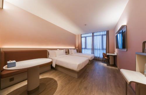 Pudong Hotel | Hanting Hotel Shanghai International Tourism Zhong'an Road
