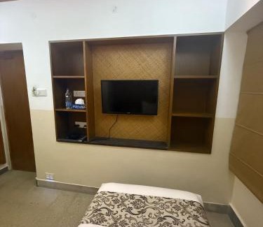 Teynampet House | Hanu Reddy Residences Poes Garden