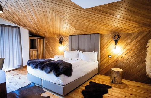 Campulung Moldovenesc Hotel | Hanul Bucovinei