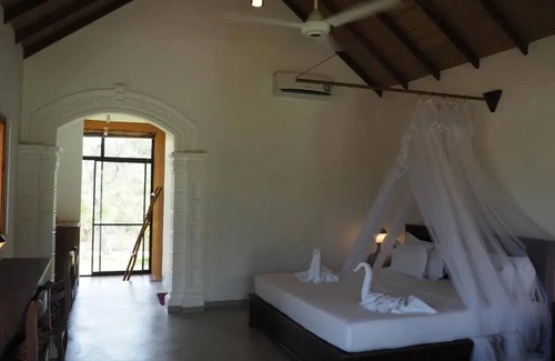 Kosgoda Bed & Breakfast | Happy Man Village - Deluxe Triple Room - 4