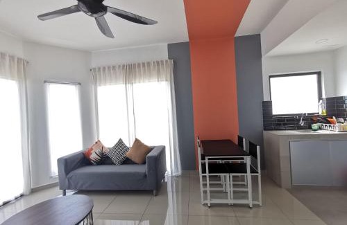 Baharu Apartment | Happy Villa (Marina View Villas)
