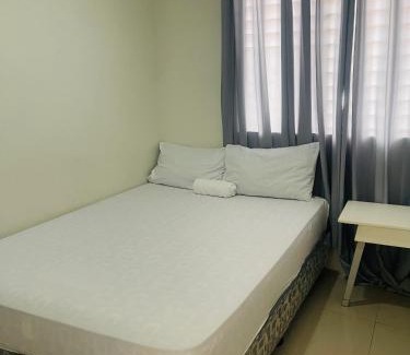 San Fernando Bed & Breakfast | Haralds Air B&B in Casamira Naga