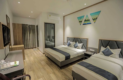 Valsad Hotel | Hare Krishna Hotel