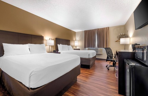 New Ulm Hotel | Harmony Inn