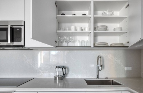 Mid-Cambridge Apartment | Harvard Sq 1BR w/Balcony, near Shops & Campus by Blueground